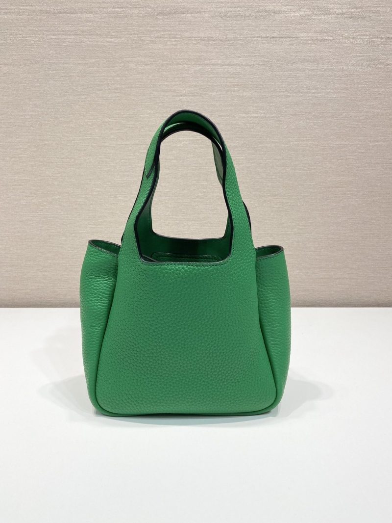 Pra*a bucket bags